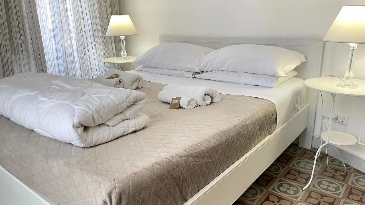 פלרמו B&B Politeama Art לינה וארוחת בוקר
